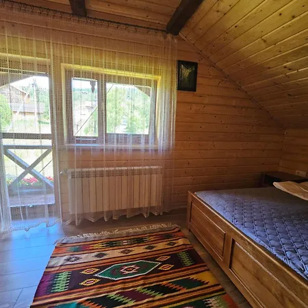 Kolo Druziv Guest house Tatariv