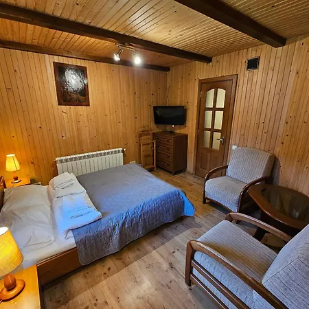 Kolo Druziv 3* Tatariv