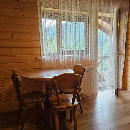 Guest house Kolo Druziv 3*