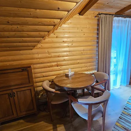 Guest house Kolo Druziv 3*